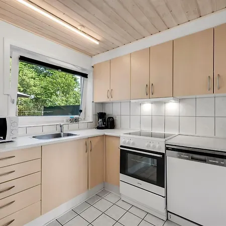 Eino - 150m From The Sea By Interhome