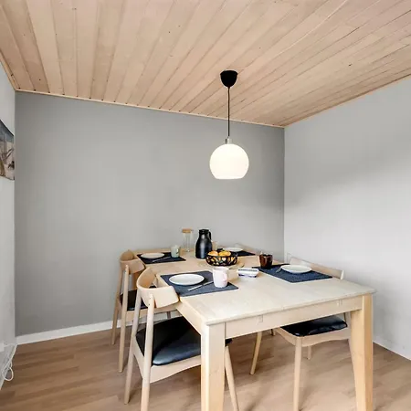 Eino - 150m From The Sea By Interhome Feriehus *