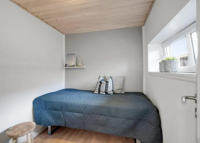 Eino - 150m From The Sea By Interhome Vakantiehuis *