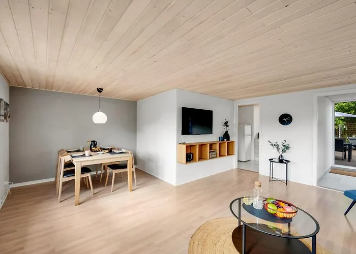 Eino - 150m From The Sea By Interhome